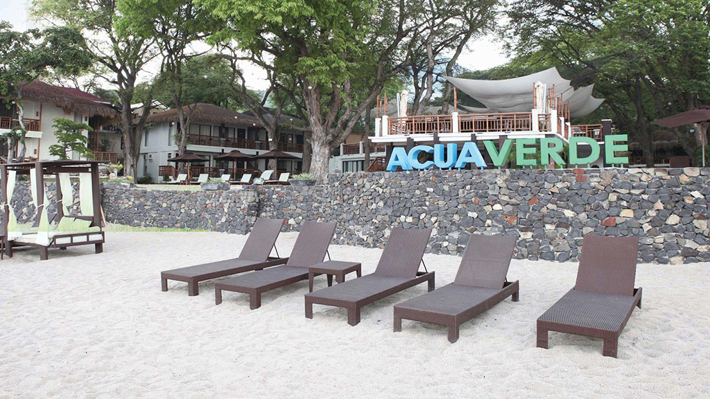 Acuaverde Beach Resort